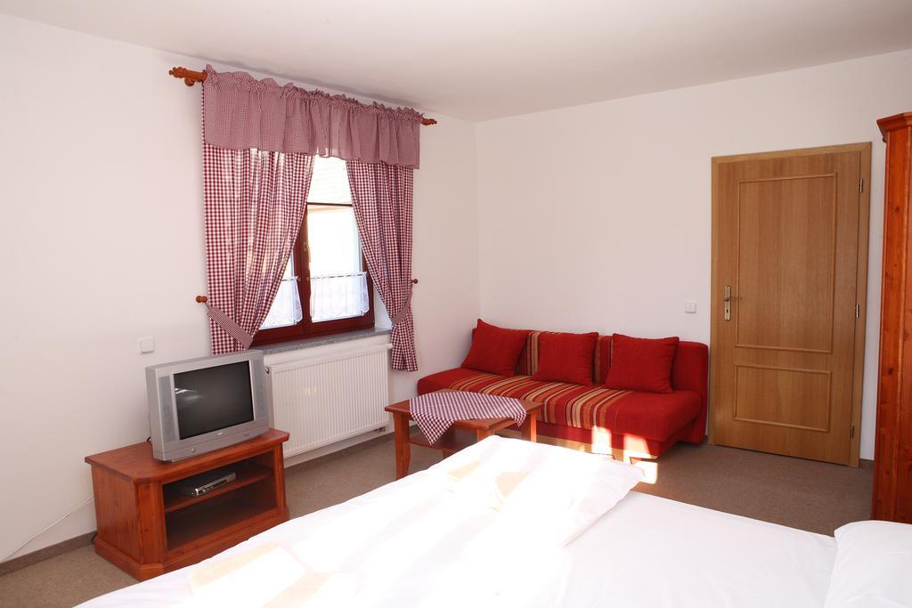 Hradni Basta Otel Bečov nad Teplou Oda fotoğraf