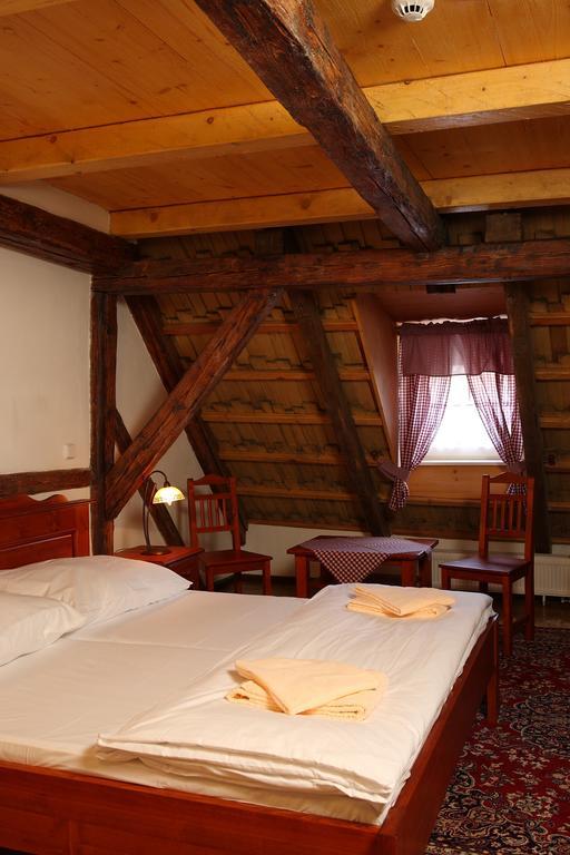 Hradni Basta Otel Bečov nad Teplou Oda fotoğraf