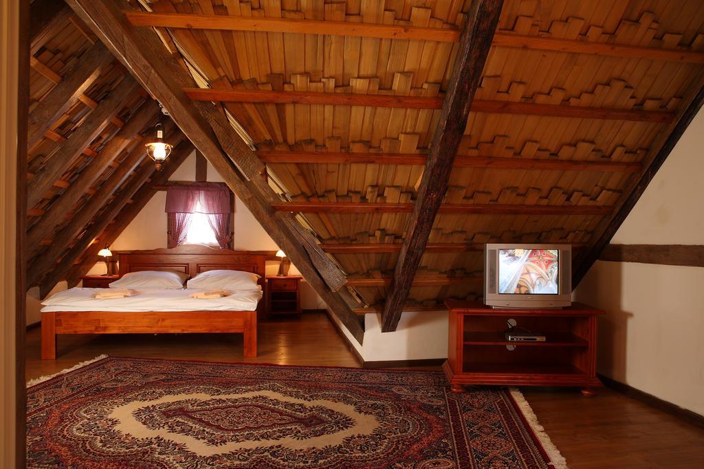 Hradni Basta Otel Bečov nad Teplou Oda fotoğraf