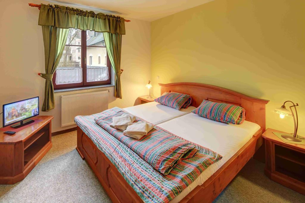 Hradni Basta Otel Bečov nad Teplou Dış mekan fotoğraf