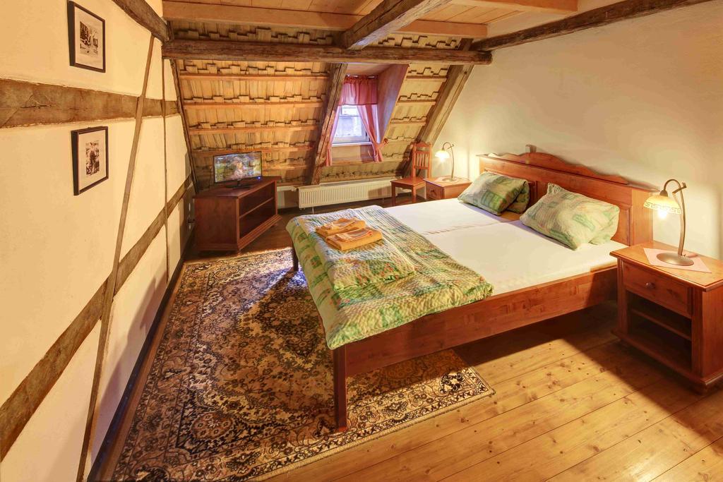 Hradni Basta Otel Bečov nad Teplou Dış mekan fotoğraf
