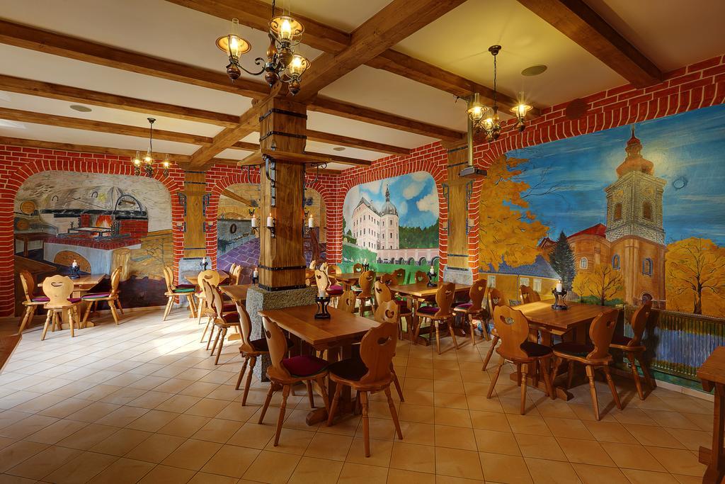 Hradni Basta Otel Bečov nad Teplou Dış mekan fotoğraf