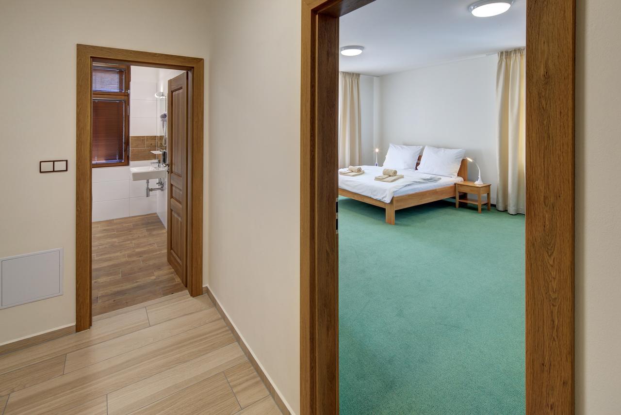 Hradni Basta Otel Bečov nad Teplou Dış mekan fotoğraf