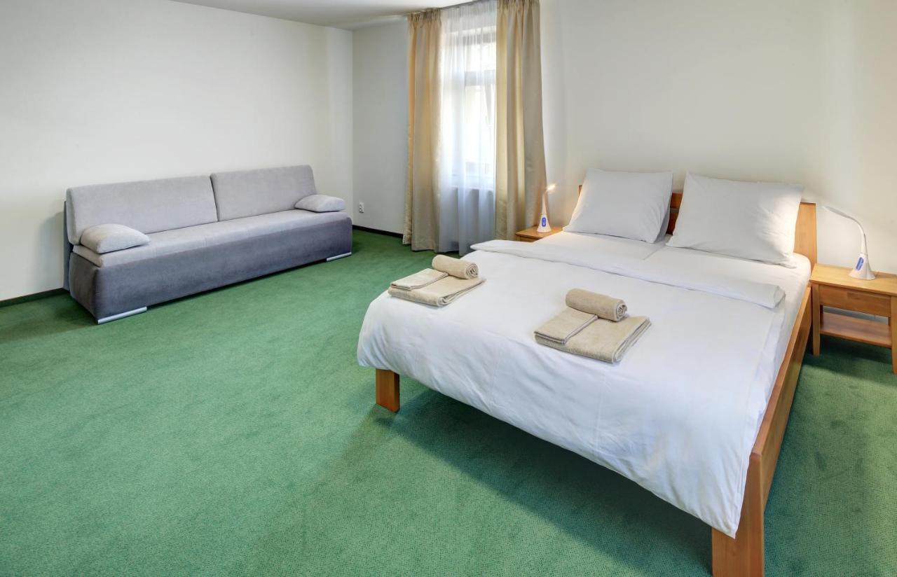Hradni Basta Otel Bečov nad Teplou Dış mekan fotoğraf